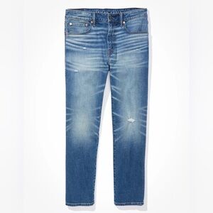 AMERICAN EAGLE 👖🦅 Airflex+ Distressed Athletic Straight Jeans